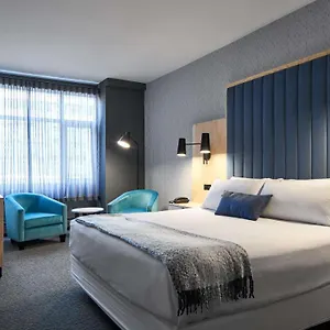 4* Hotel The Carleton