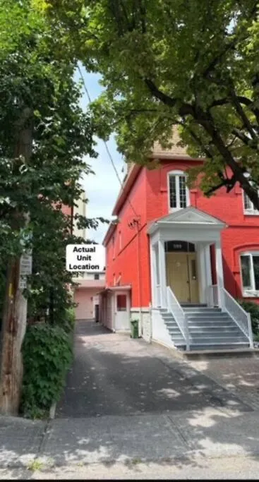 Down Town Ottawa Minimum Thirty Day Stay Διαμέρισμα